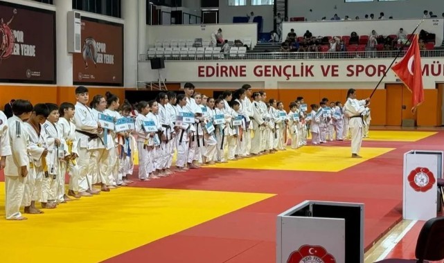 Uluslararası judo turnuvasına Edirne ev sahipliği yaptı