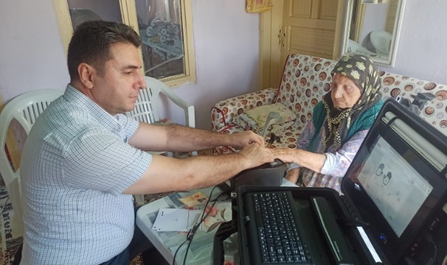 Uzunköprü’de yaşlılara evde kimlik başvurusu kolaylığı