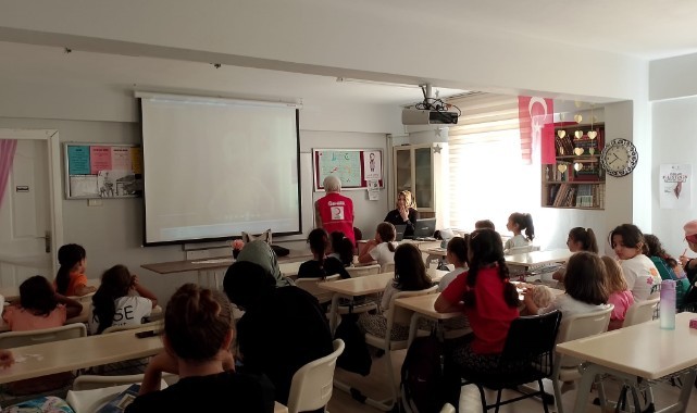 Yardımlaşma kültürü yeni nesille büyüyor