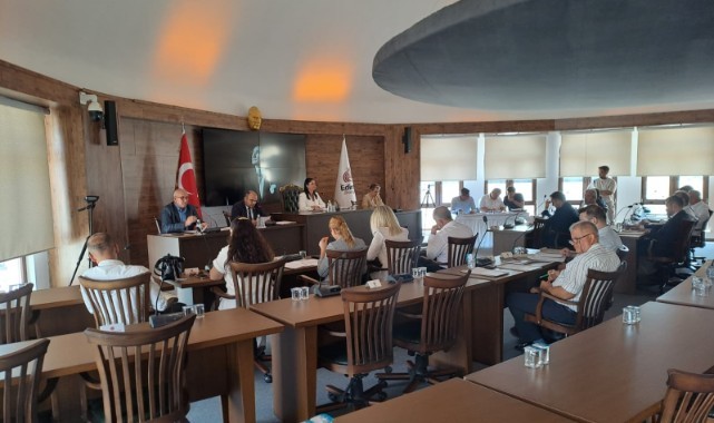 AK Parti ve MHP Ret Oyu Verdi, Zam Teklifi Oy Çokluğuyla Kabul Edildi