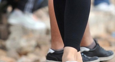 Bacaklarda şişlik ve ağrıya dikkat: “Yorgunluk” demeyin!