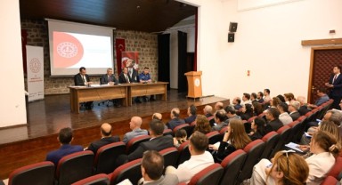 Dezavantajlı bölgelerdeki okulların yöneticileriyle toplantı