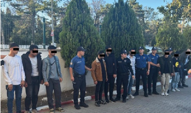 Edirne'de 15 düzensiz göçmen yakalandı