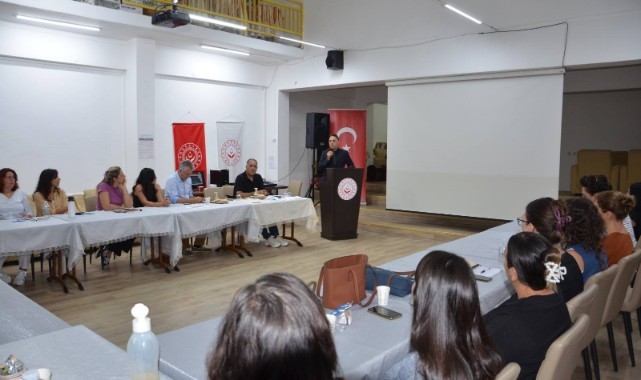 Edirne’de çocuk hizmetleri eğitim programına yoğun katılım