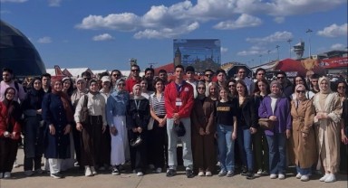 Edirneli gençler Teknofest İstanbul’da gönüllü olarak görev aldı