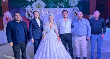 İba, çiftleri en mutlu gününde yalnız bırakmadı