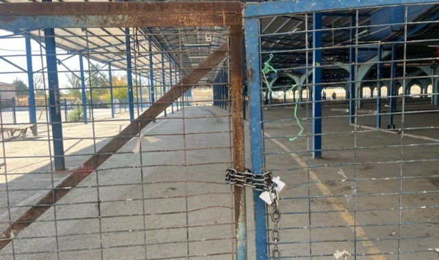 Mahkemelik olan Cuma Pazarı artık yok