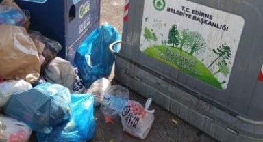 Park Çevresi Atıklarla Dolu, Çocukların Güvenliği Risk Altında