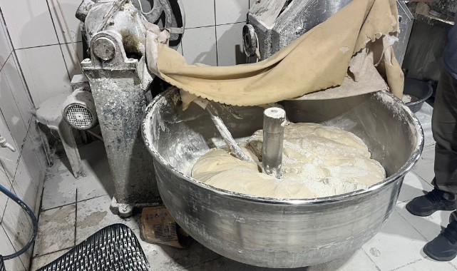 Ruhsatsız ve izinsiz işletilen ekmek fırını mühürlendi