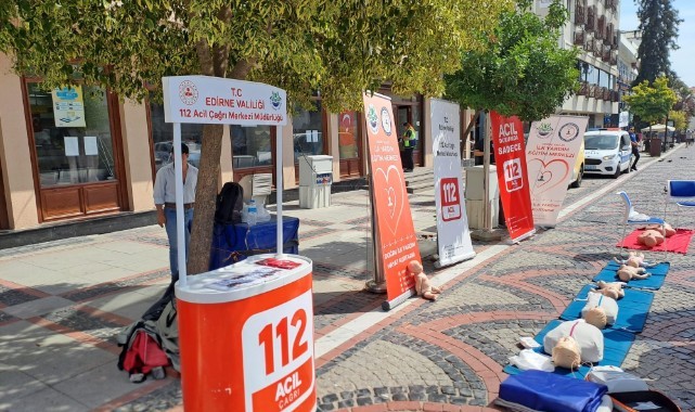 Saraçlar Caddesi’nde Dünya İlk Yardım Günü Etkinliği
