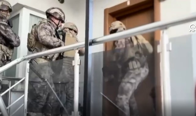 Suç örgütünün firari şüphelileri bağ evinde yakalandı