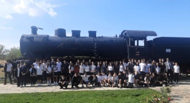 Tarih bilinci yerinde kazanılıyor: TED’li öğrenciler Lozan Anıtı’nda