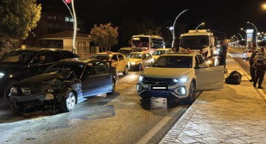 Zincirleme trafik kazasında, 1 yaralı