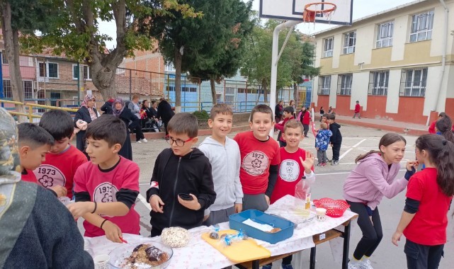 50. Yıl İlkokulu’nda kermes ve kan bağışı etkinliği