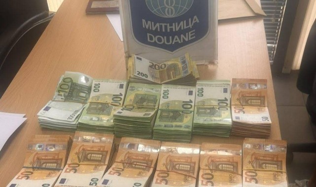 Bulgar gümrüğünde beyan edilmeyen yaklaşık 100 bin avro ele geçirildi