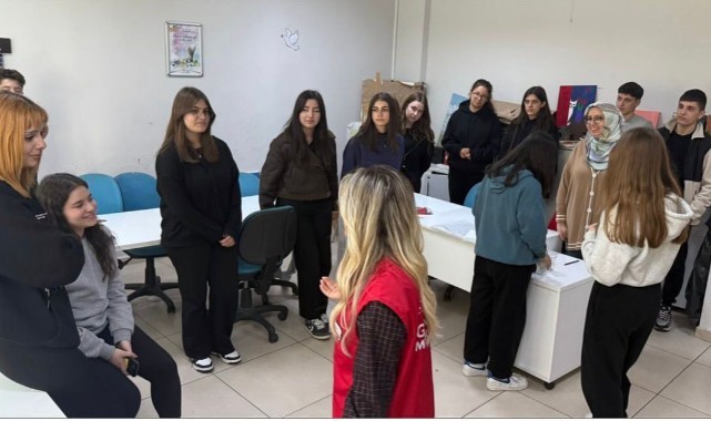 ÇEDES projesi kapsamında öğrencilere gönüllülük bilinci aşılandı