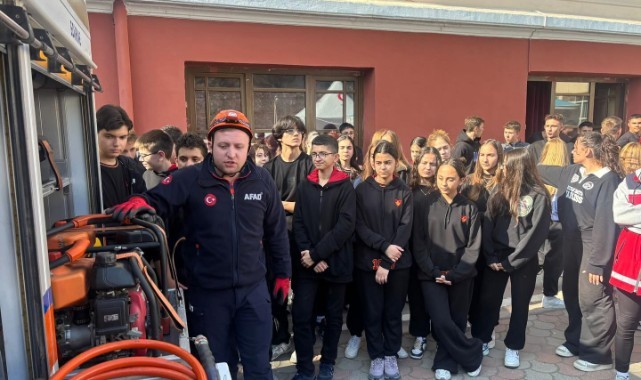 Edirne Lisesi öğrencilerine farkındalık eğitimi verildi