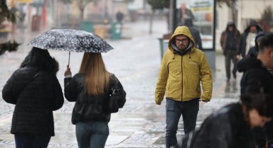 Hafta sonuna kadar aralıklarla sağanak yağış bekleniyor