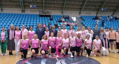 Meme kanseri farkındalığına basketbol desteği