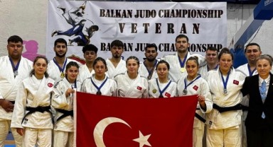 Tiran’da Büyük Başarı: Ecrin Su Hızlı’dan Gümüş Madalya