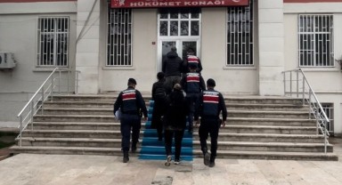 3 FETÖ üyesi tutuklandı