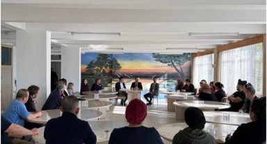 Aile ve Sosyal Hizmetler İl Müdürlüğü personeline eğitim ve belge töreni