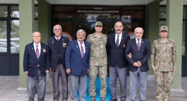 Edirneli Gazilerden 9. Hudut Tugayı’na teşekkür ziyareti