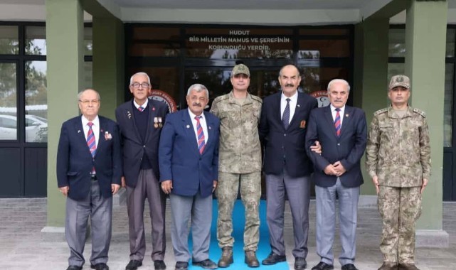 Edirneli Gazilerden 9. Hudut Tugayı’na teşekkür ziyareti