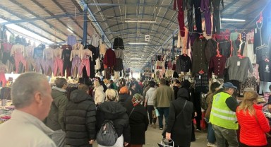 Fiyatlar düştü, pazarda yoğunluk oluştu