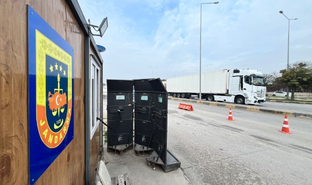 Kapıkule Jandarma noktasında denetimler sürüyor