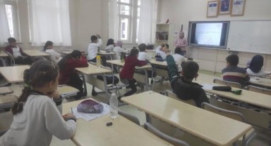 Keşan İlçe Sağlık Müdürlüğü’nden teknoloji bağımlılığına karşı eğitim