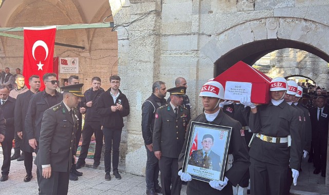 Kırklareli şehidine veda etti