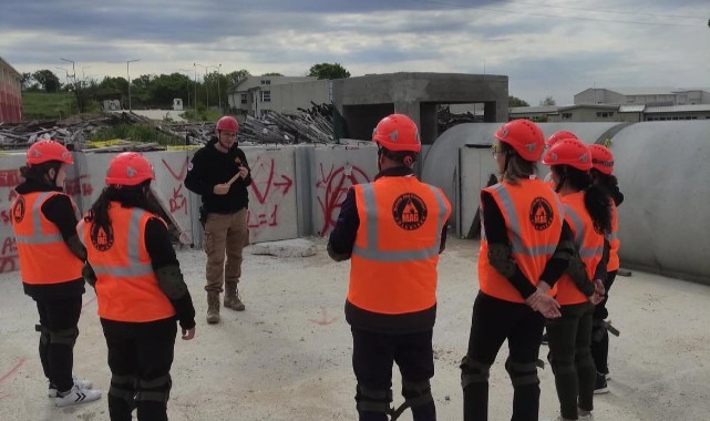 Mahalle Afet Gönüllüleri İçin yeni dönem başvuruları başladı