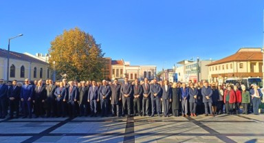 Öğretmenler Günü kapsamında tören yapıldı