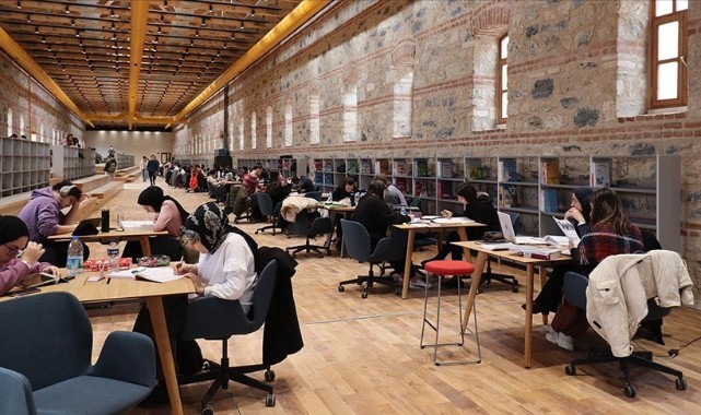 Türkiye, dijital kütüphanelerde yeni rekorlar kırıyor