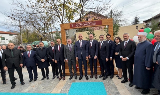 Vali Sezer, Naim Süleymanoğlu’nu anma programlarına katıldı
