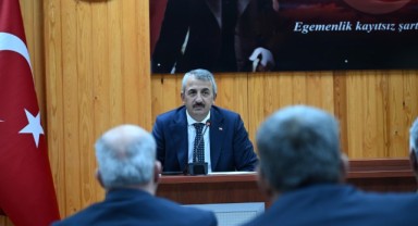 Vali Sezer, Oğulpaşa Köprüsü hakkındaki iddialara cevap verdi: “Bizdeki hiçbir iş durmaz”