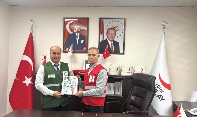 Yeşilay Edirne Şubesi’nden Kızılay’a destek ziyareti