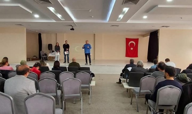 Yeşilay seminerlerine devam ediyor
