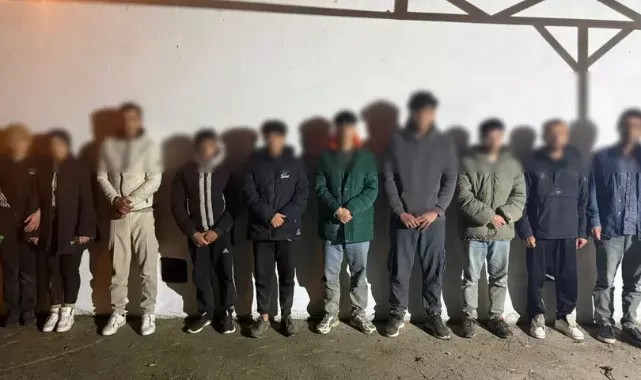 17 düzensiz göçmen yakalandı