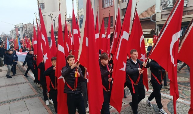 Atatürk'ün Edirne'ye gelişinin yıldönümü törenle kutlandı