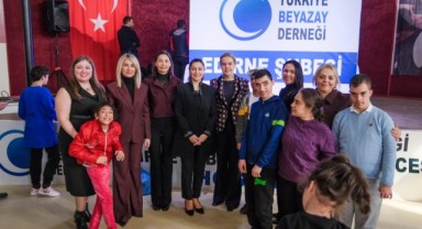 Çocuklara yılbaşı etkinliği düzenlendi