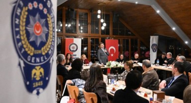 Emekli olan polisler için program düzenlendi