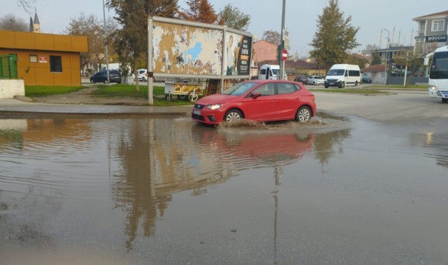 Esnaf Tepkili, turist mağdur, belediye sessiz...