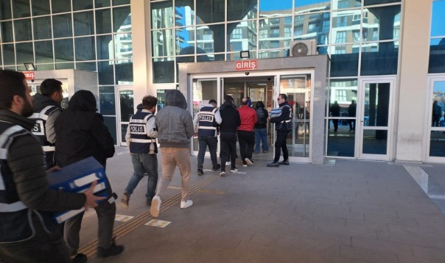 Fuhuş operasyonu kapsamında 6 kişi adliyeye sevk edildi