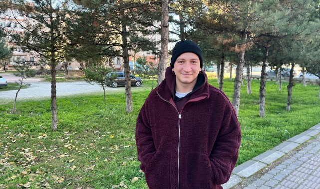 Kanseri yenen genç mimardan sevinç turu
