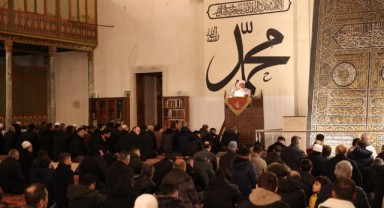 Regaip Kandili dualarla idrak edildi