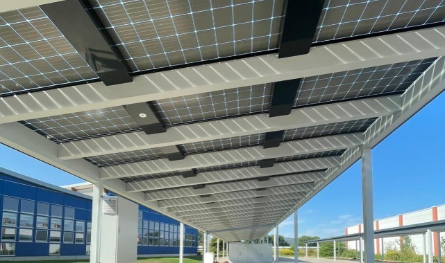Solar panel sistemli yapılar 12 ülkeye satılıyor