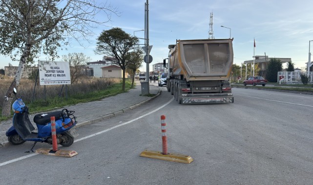 Tırla çarpışan motosikletin sürücüsü yaralandı