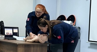 Üniversitelilere ilkyardım eğitimi